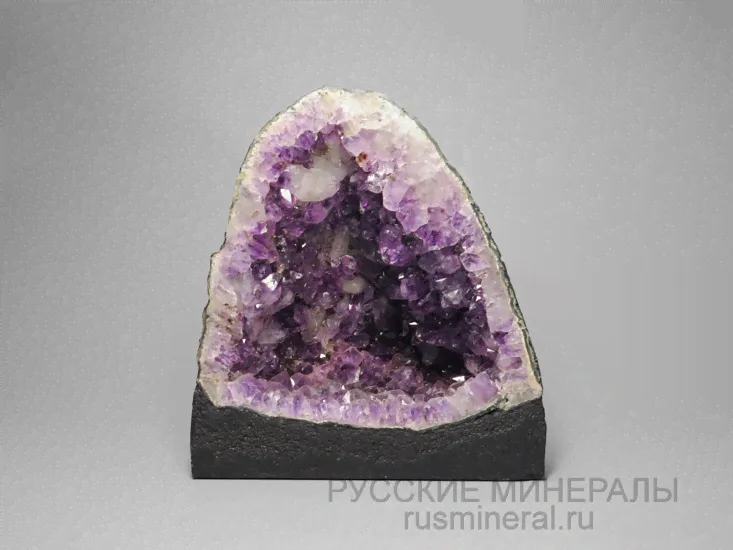 Аметист, кварц (жеода)-0